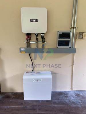 ระบบ HUAWEI Hybrid Inverter และแบตเตอรี่ LUNA2000 พร้อมตู้ DC BOX